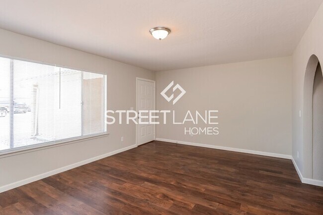 Building Photo - REDUCED! Charming 3 bedroom home in Chandler!