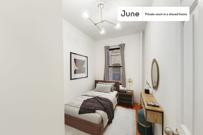 Private bedroom in 3 bed/1 bath Home - Private bedroom in 3 bed/1 bath Home