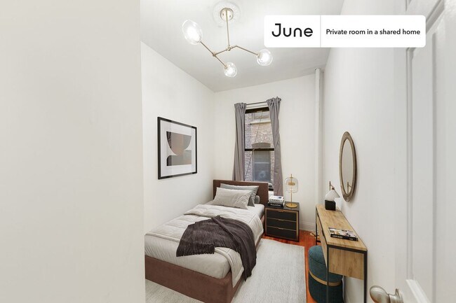Building Photo - Room in Shared 3 bed/1 bath home in Upper West Side
