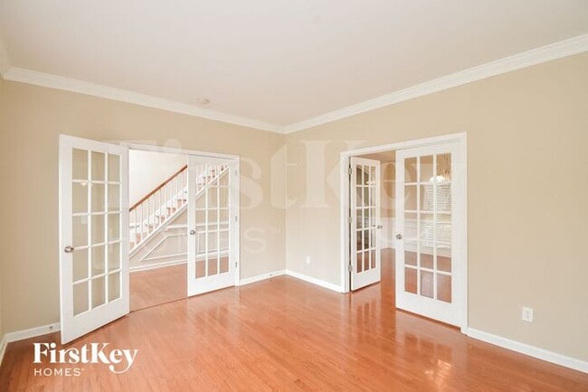 Building Photo - 1107 Charter Oak Ct