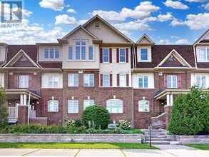 Building Photo - 595 Dundas St W