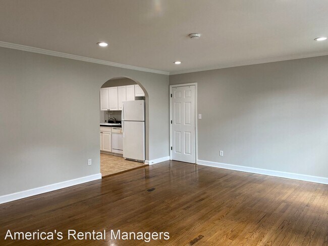 Foto del edificio - 2 br, 2 bath House - 1906 Laurel Road