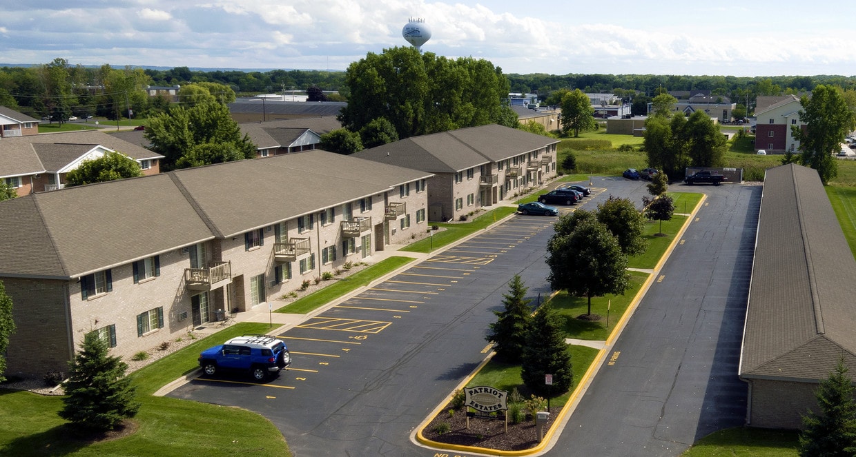 Patriot Estates Apartments 16751685 Drum Corps Dr Menasha, WI