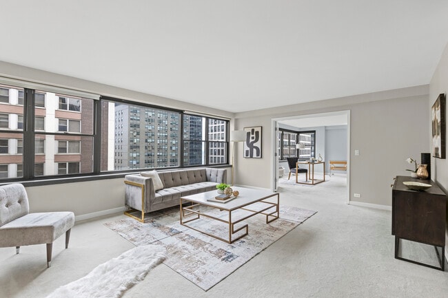 Foto del edificio - 850 N Dewitt Pl