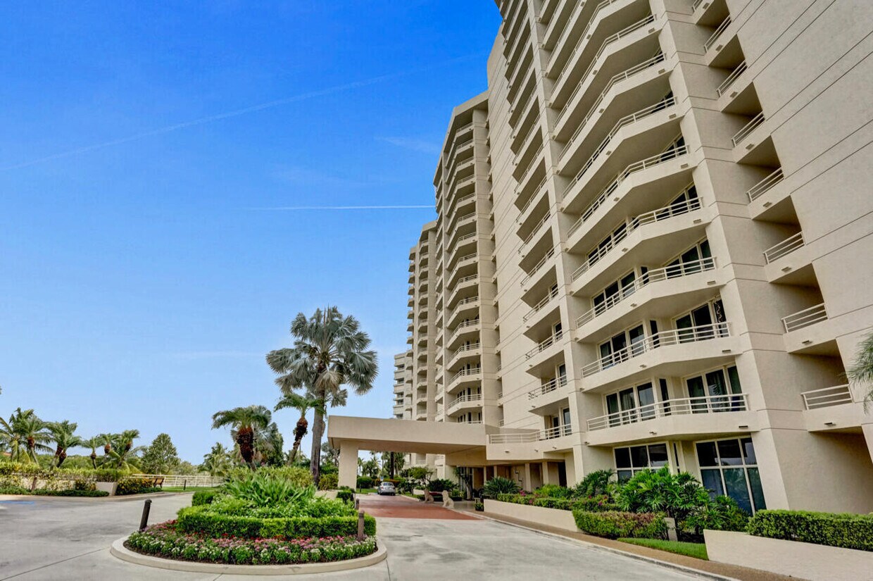 4101 N Ocean Blvd Unit D502, Boca Raton, FL 33431 Condo for Rent in Boca Raton, FL