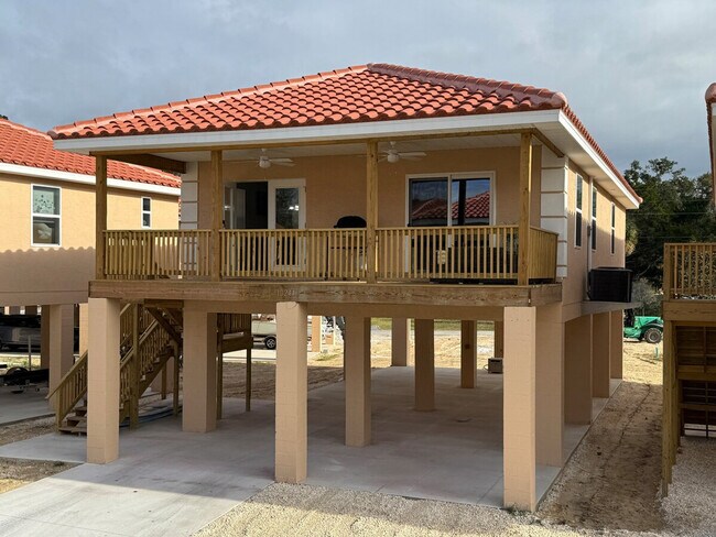 Building Photo - 10200 W Fishbowl Dr