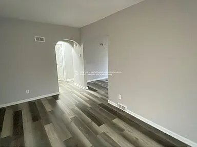 Foto del edificio - 5028 N 58th St