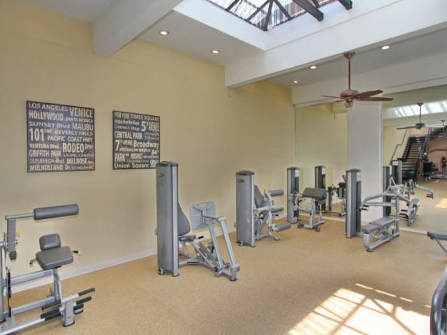 Interior Photo - Azure Glendale