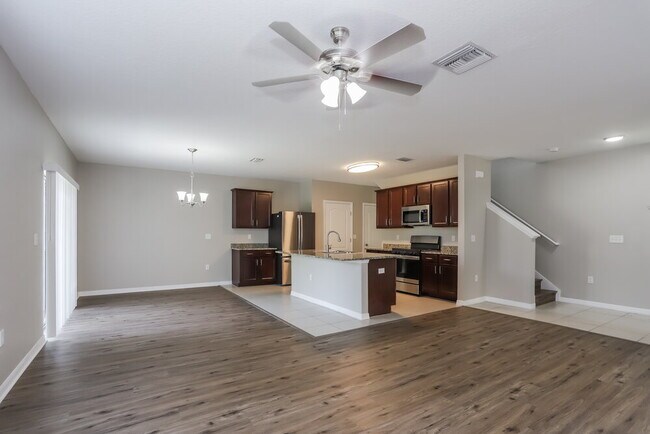 Foto del edificio - 1806 Greenwood Valley Dr