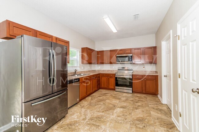 Foto del edificio - 7266 Rampart Ridge Cir S
