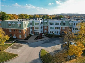 Building Photo - 3420 Frederick Av