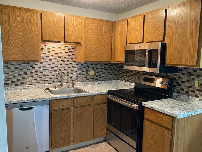 Building Photo - 3315 Chisholm Trail