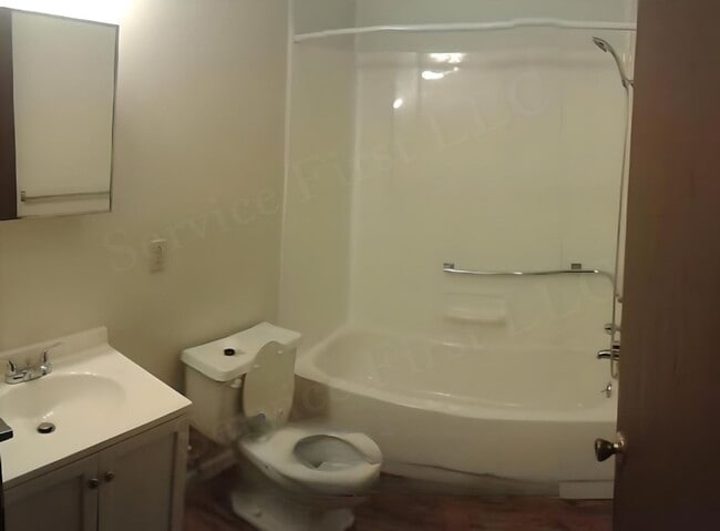 Foto del edificio - Creighton Apartments