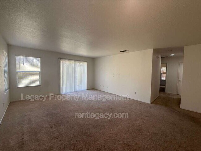 Building Photo - 4329 Middlebury Way
