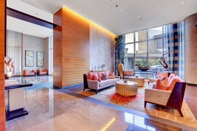 Building Photo - Stunning North Strip/City views from this UNFURNISHED 1+Den/1.5ba residence.