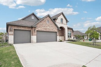 Building Photo - 4216 Caroline Mae Cv