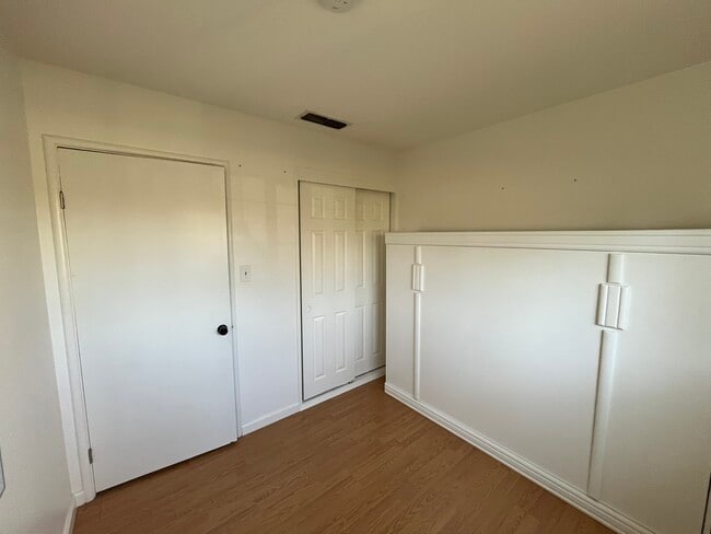 bedroom 4 - 1723 Bowling Green Dr