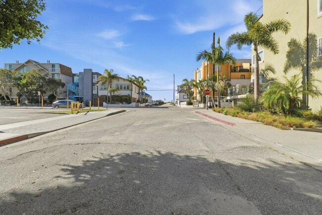 Foto del edificio - 6400 Pacific Ave