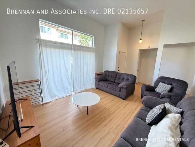 Foto del edificio - 7756 Nightingale Way
