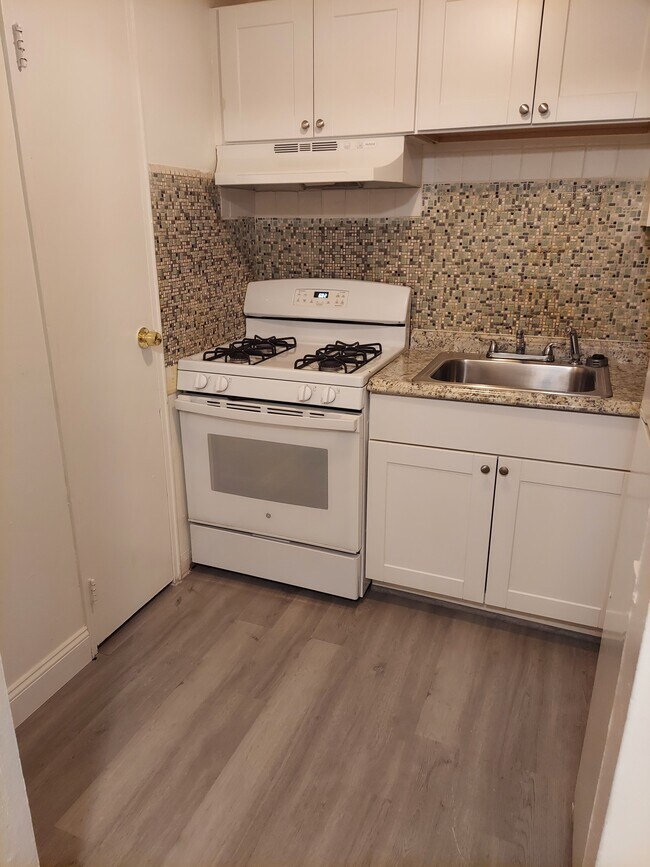 Foto del edificio - 332 Copeland St