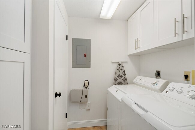 Foto del edificio - 776 Willowbrook Dr