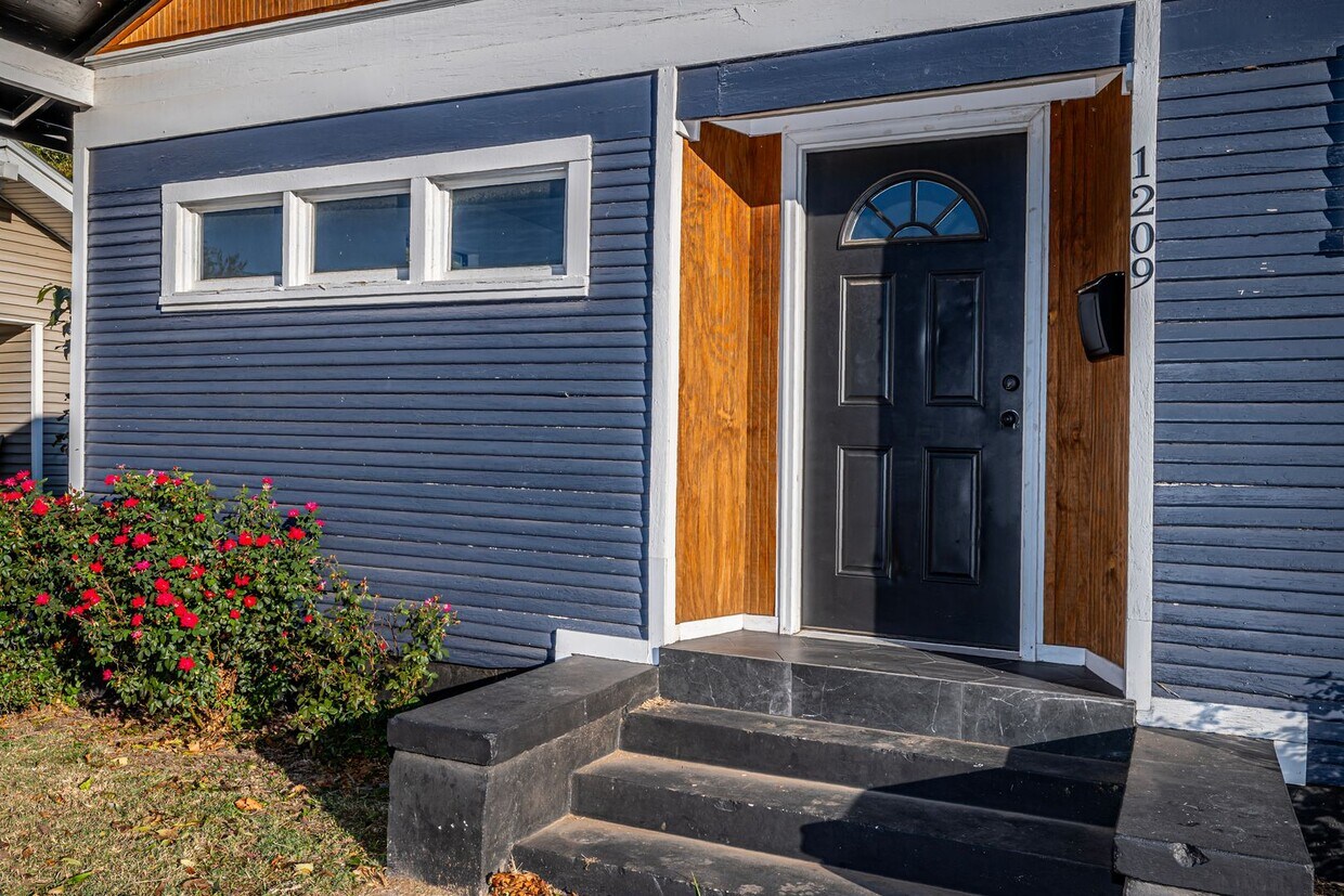 Primary Photo - New 3 Bedroom 2 Bath on Stanley SW