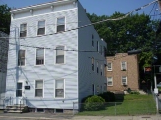 Primary Photo - 2 Central Ave