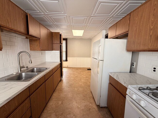 Foto del edificio - 1140 Fremont Ave NW