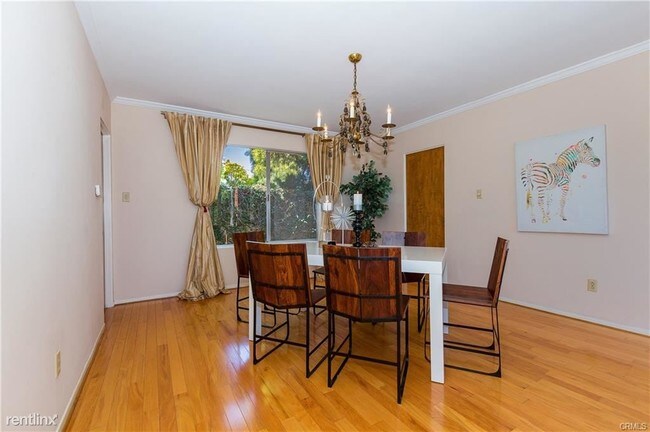 Building Photo - 4 br, 4 bath House - 504 Santiago Ave