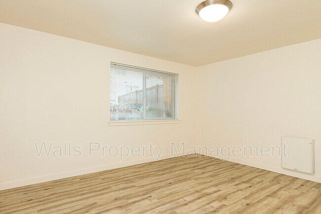 Building Photo - 2407 NW 59th St