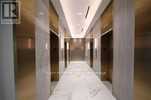Photo du bâtiment - 950 Portage Pkwy