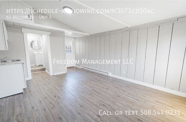 Building Photo - 62 Willow Rd