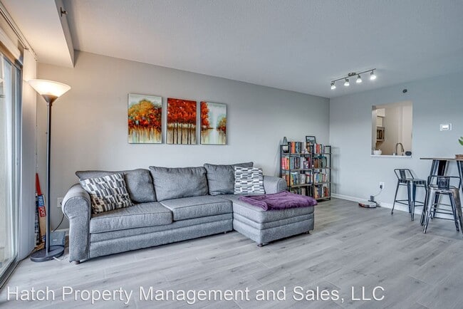 Building Photo - 2 br, 1.5 bath House - 545 E Braddock Rd U...