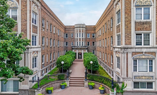 Interior Photo - Loring Grove Apartments