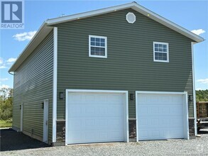 Building Photo - 520 Wilmot Rd