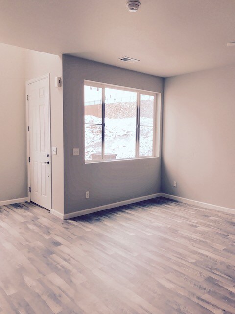 Puerta principal - 15536 W 64th Ave