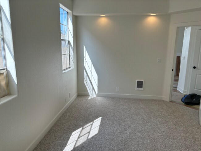Foto del edificio - 754 Joann St