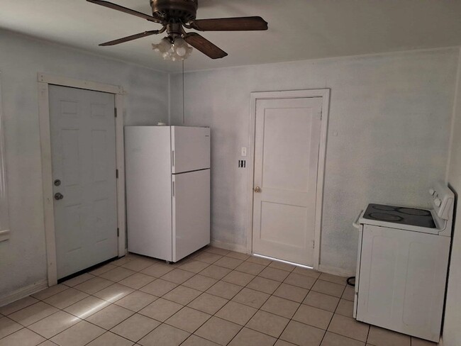 Foto del edificio - 1255 E 21st St