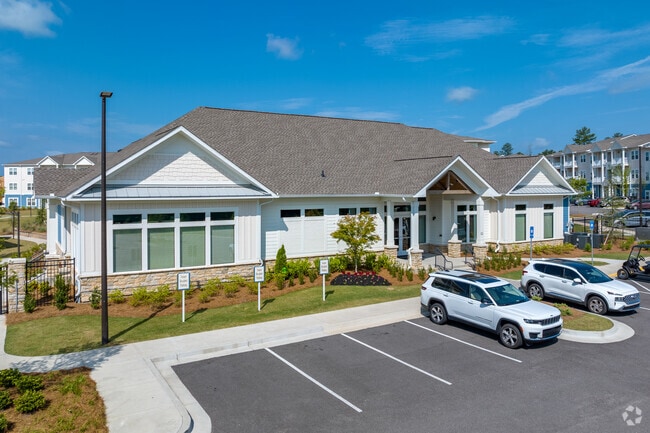 Leasing/Clubhouse - Mason Augusta