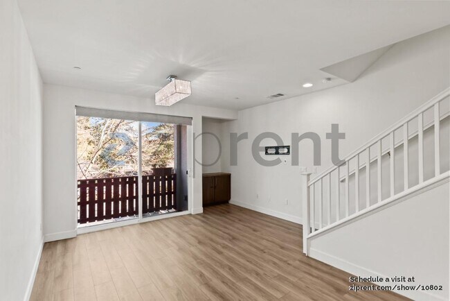 Foto del edificio - 5533 Great Oaks Pky