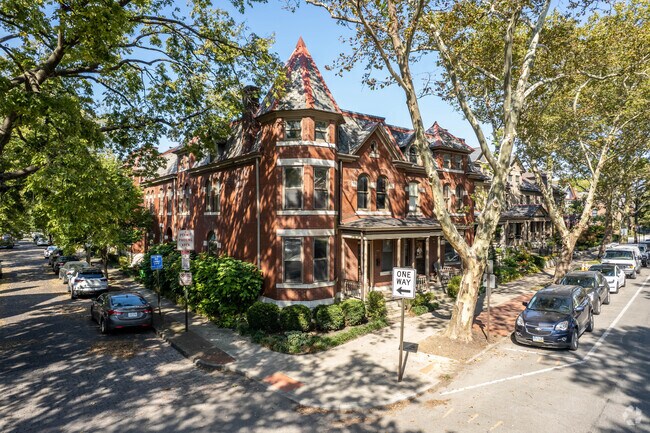 Prime Location - Victorian Quarters