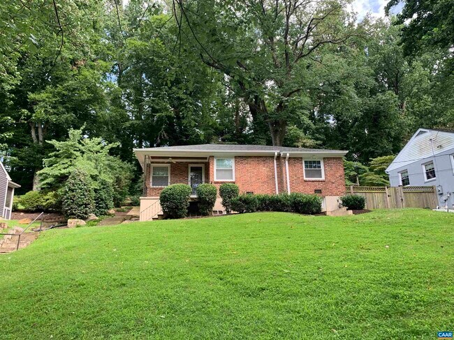 Building Photo - 716 McIntire Rd
