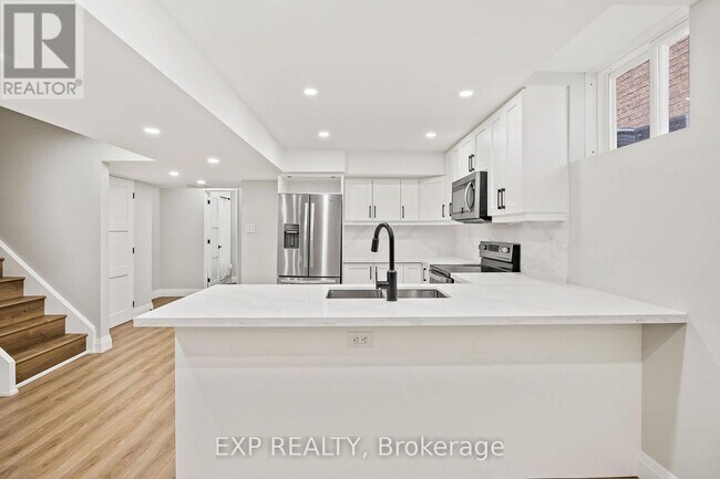 Building Photo - 19 Masters Green Crescent