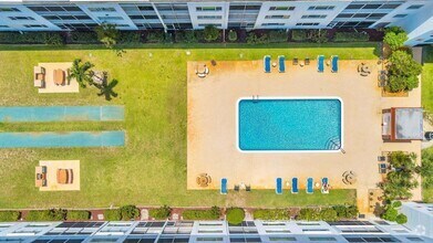 Building Photo - 4500 N Flagler Dr