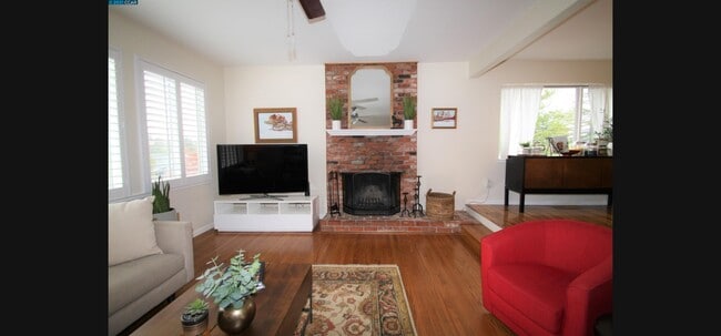 Building Photo - 3415 Grasswood Dr