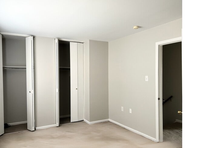 Building Photo - 1061 Filbert St