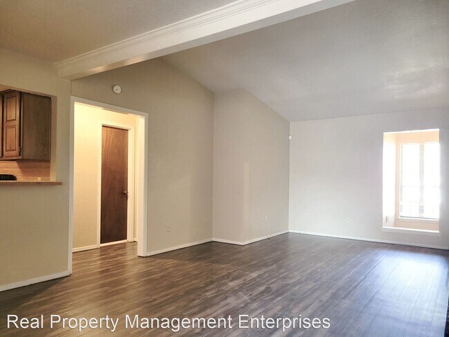 Foto del edificio - 2 br, 2 bath House - 434 NE 115th St