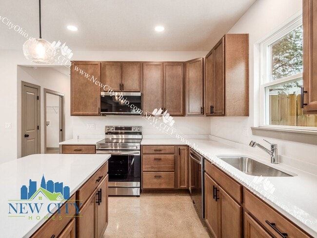 Building Photo - Brand New Franklinton 3 Bedroom 2.5 Bathro...