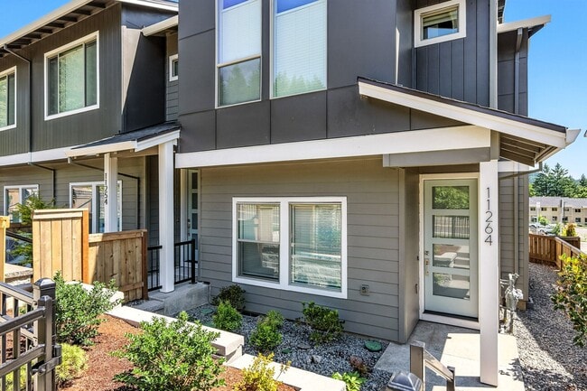 Foto del edificio - Brand New Townhome in Pleasant Valley Vill...