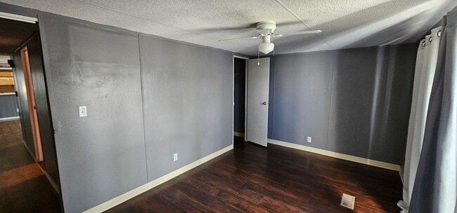 Foto del edificio - 930 W Hale St